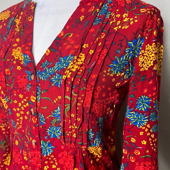 Anthropologie Maeve Blouse Top Colorful Floral XS Red V-Neck Bib Front Pleated - Picture 4 of 7